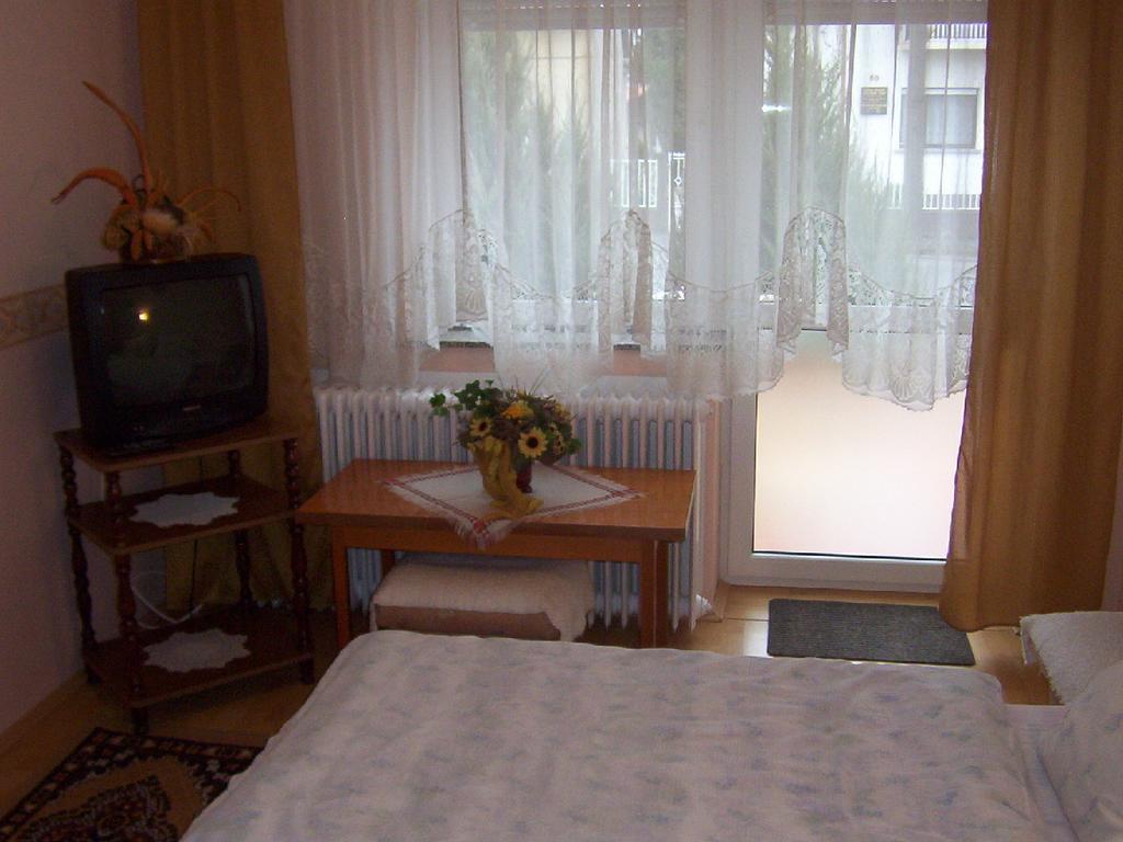 Отель Marika Haus Бюк Номер фото